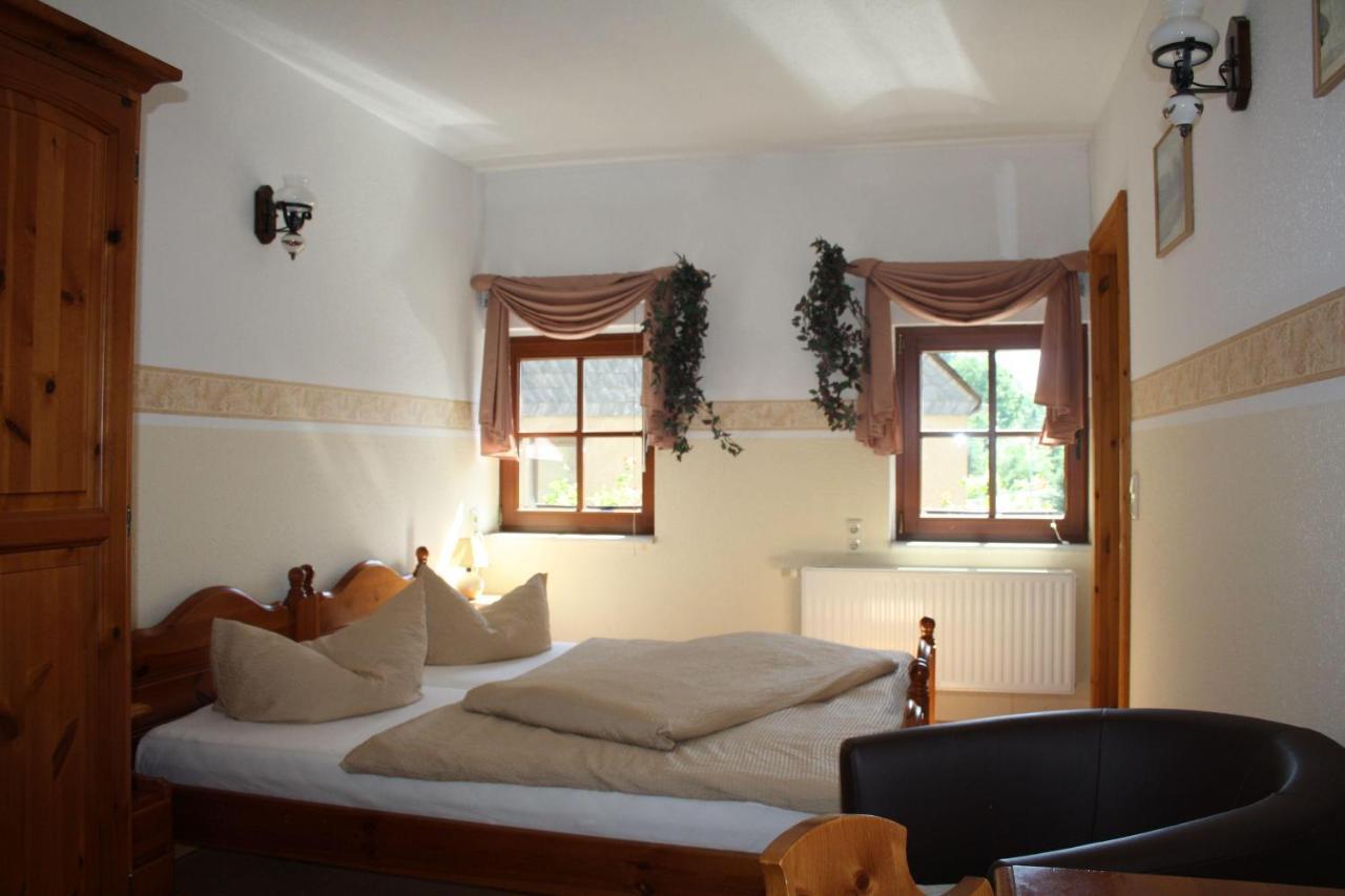 Doppelzimmer-In-Wiesa Thermalbad Wiesenbad Екстер'єр фото